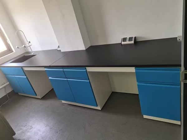 全鋼邊臺(tái)廠家供應(yīng) 全鋼邊臺(tái)廠家供應(yīng)